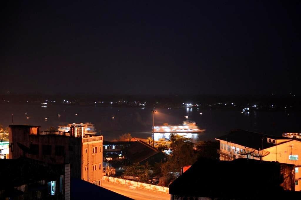 New Yangon Hotel Buitenkant foto