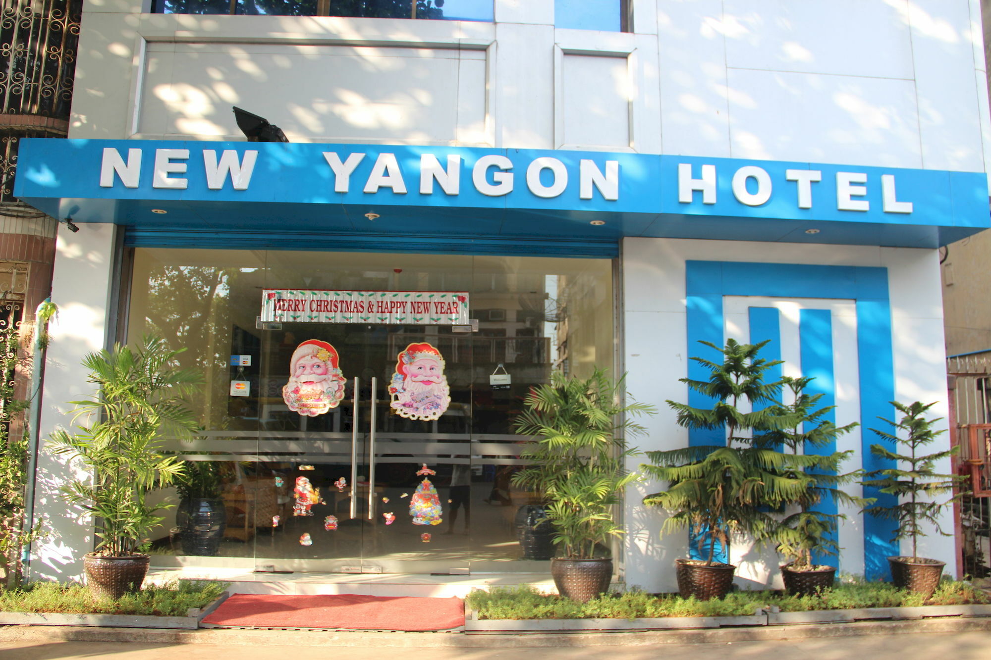 New Yangon Hotel Buitenkant foto